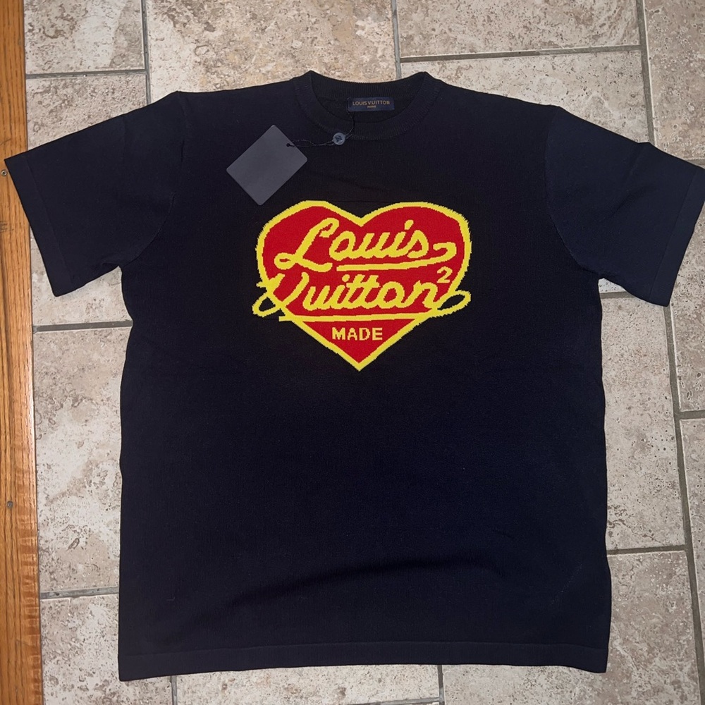 Louis Vuitton Heart Shirt size large